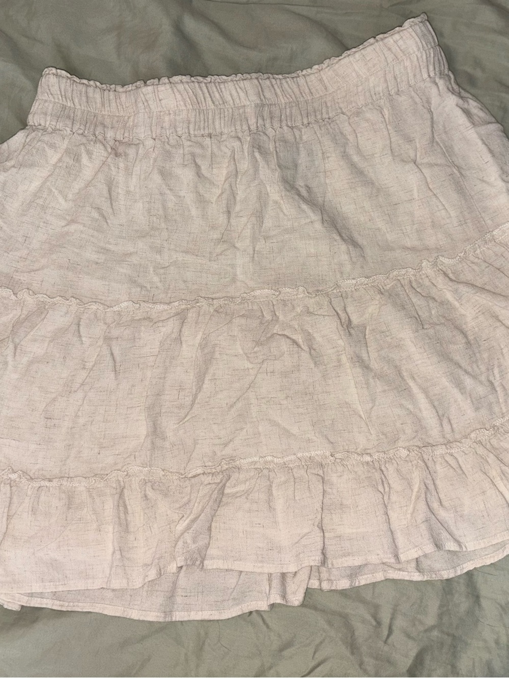 Women’s Cream Tiered Ruffle Skirt